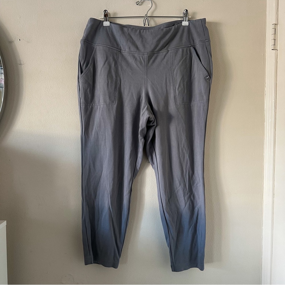 Jaanuu Grey Yoga Jogger Scrubs Size 1XL